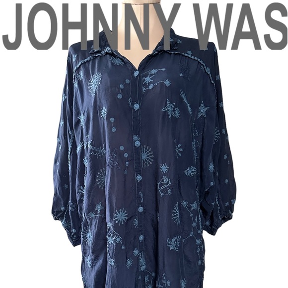Johnny Was navy CELESTIN CERES TUNIC in size Large. Absolutely gorgeous detail - Picture 2 of 15